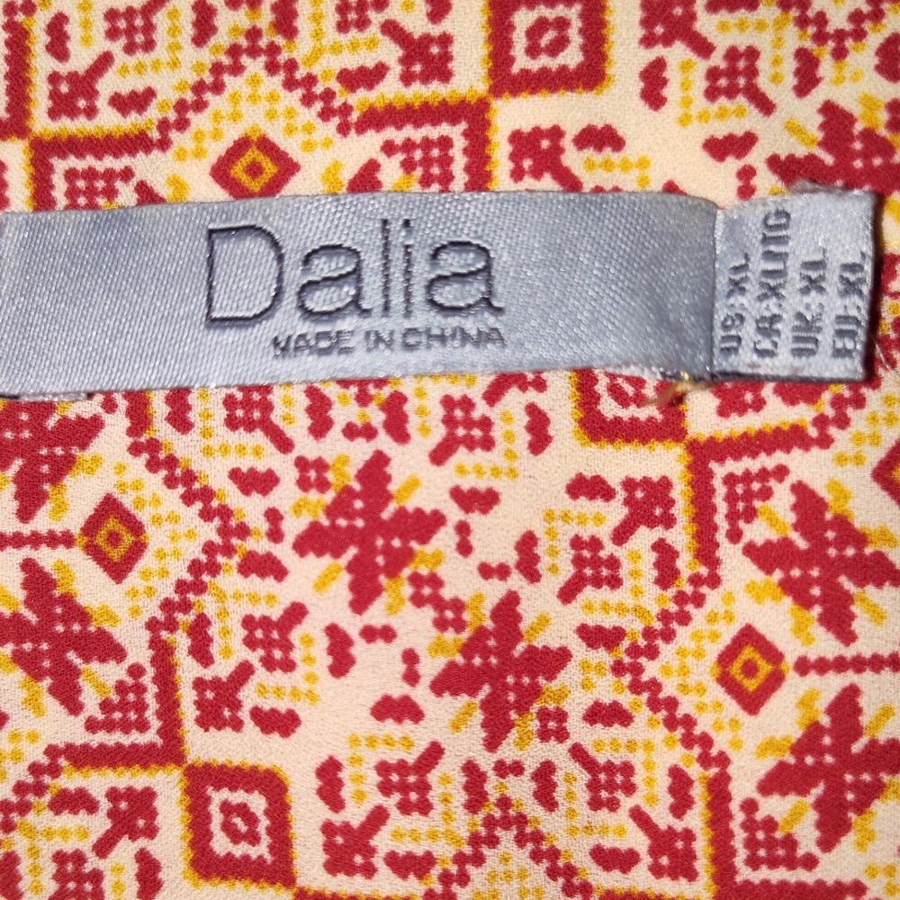 Dalia Womens Geometric Tile Print V-Neck Sleeveless Blouse Red Orange XL MB5799 - Picture 3 of 5